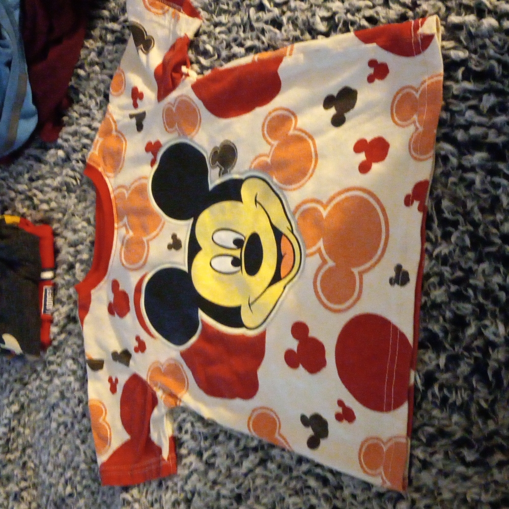 Mickey mouse tshirt 3t